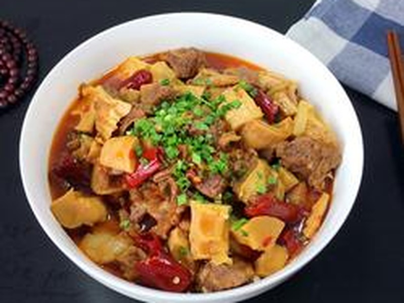 笋子烧牛肉