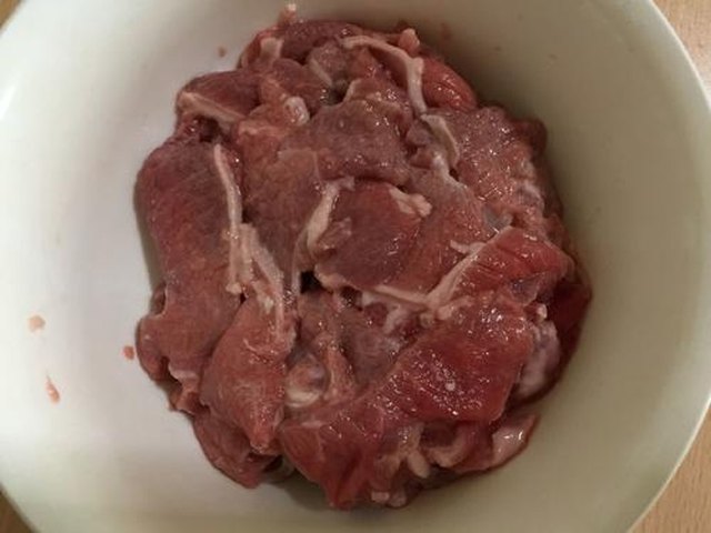 【葱爆羊肉】步骤2