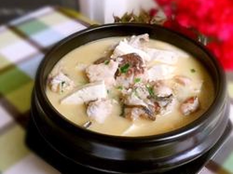 鱼头豆腐汤