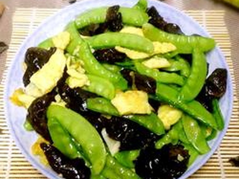 木耳荷兰豆炒鸡蛋