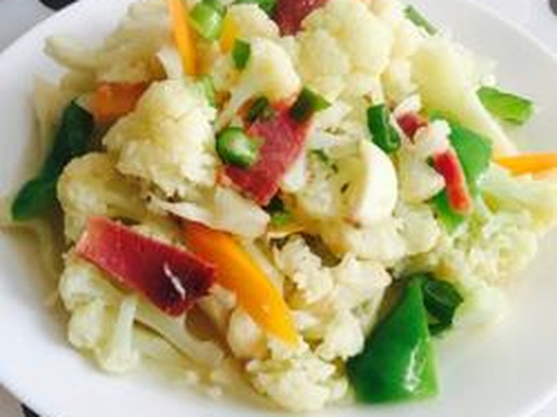 火腿炒菜花