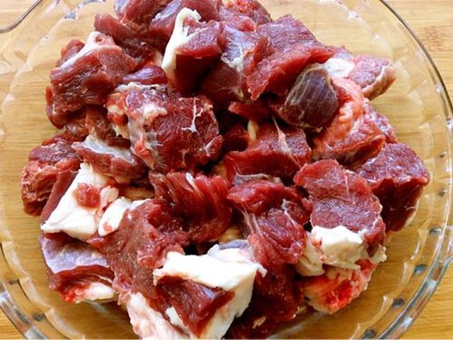 【牛肉烧土豆】步骤3