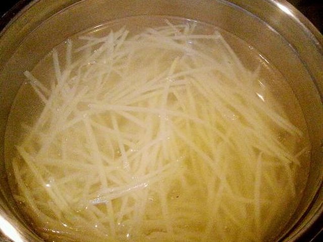【炝土豆丝】步骤2
