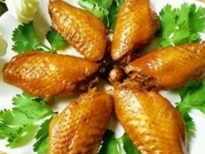 卤鸡翅中