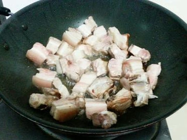 【油豆腐烧五花肉】步骤3