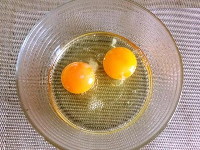 【虾仁炒什锦鸡蛋】步骤4