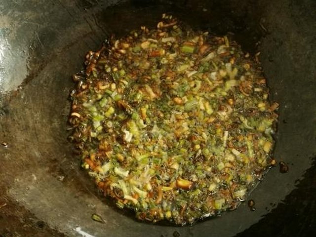 【秘制炸酱】步骤4