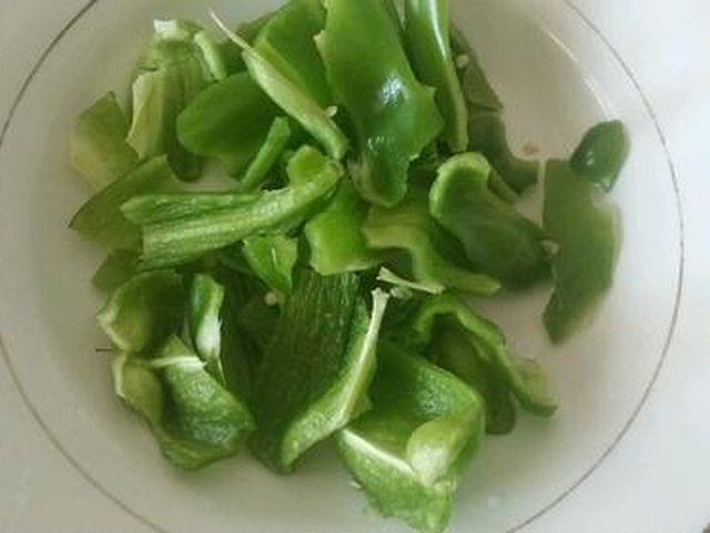 【大辣椒炒土豆片】步骤2