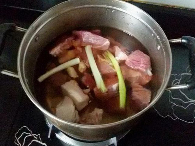 【西红柿炖牛腩】步骤3