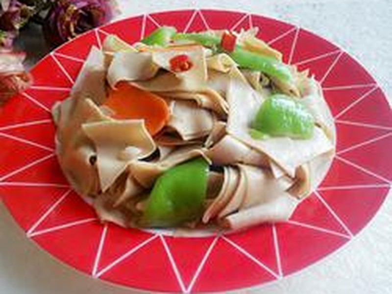 青椒炒豆皮