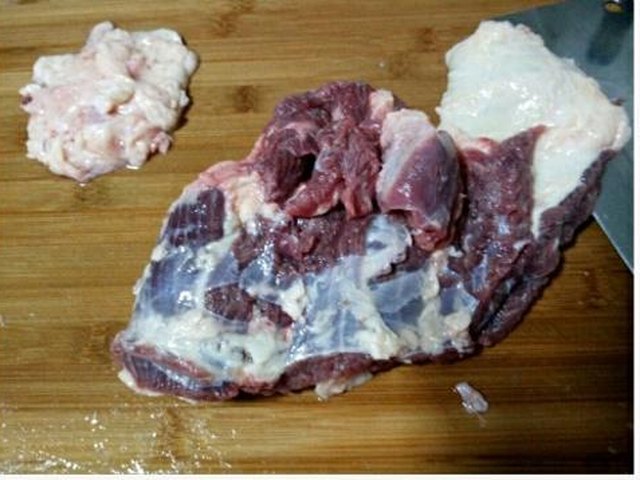 【胡萝卜烧牛腩】步骤1