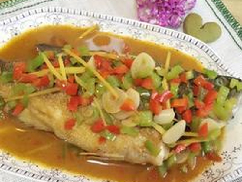 焖海鲈鱼