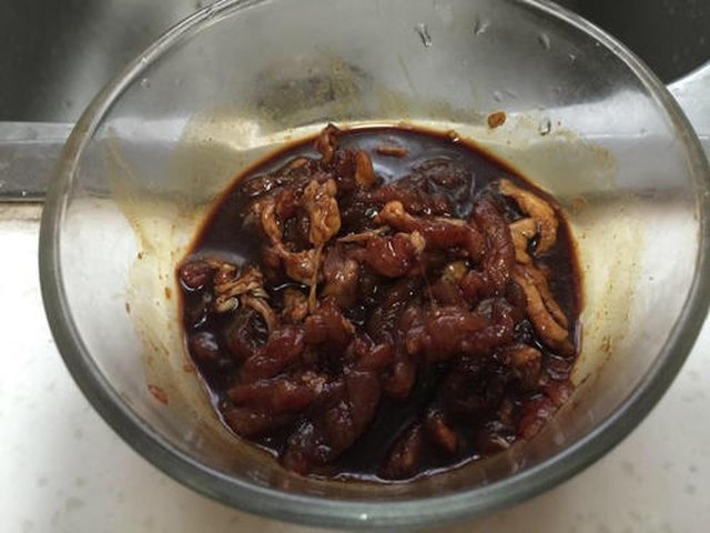 【茭白肉丝】步骤2