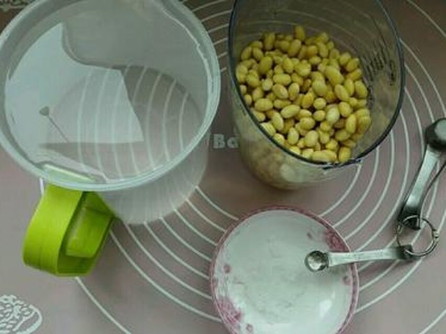 【自制盐卤豆腐】步骤1
