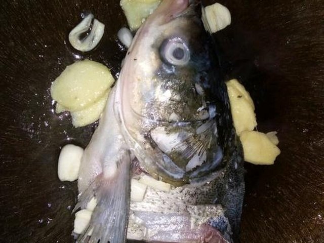 【鱼头豆腐汤】步骤3