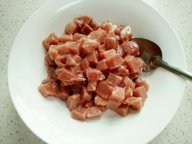 【杏鲍菇炒牛肉】步骤4