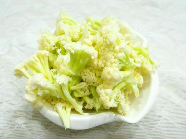 【五花肉炒有机菜花】步骤4