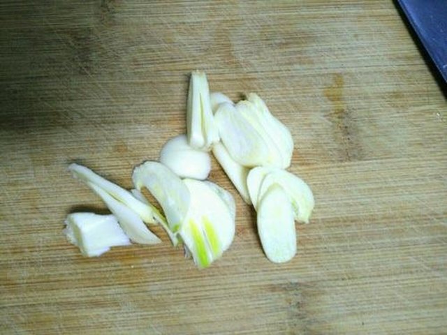 【平菇炒小白菜】步骤2