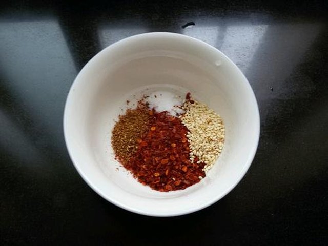 【菠菜炒粉条】步骤2
