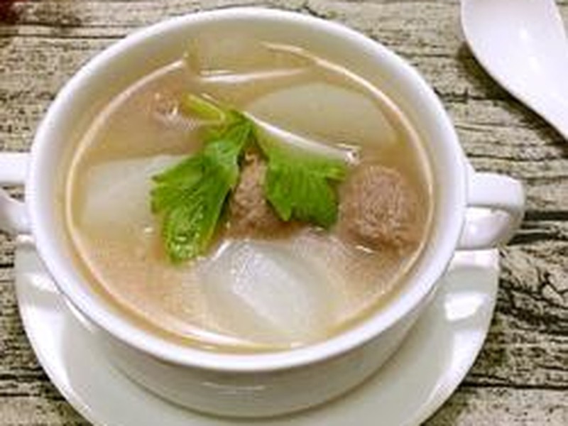 牛肉丸白萝卜汤