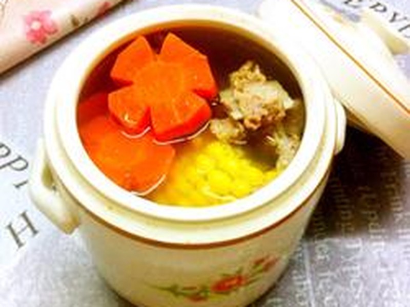 玉米萝卜排骨汤