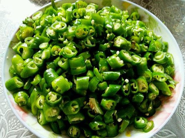 【辣子肉】步骤3制作图解