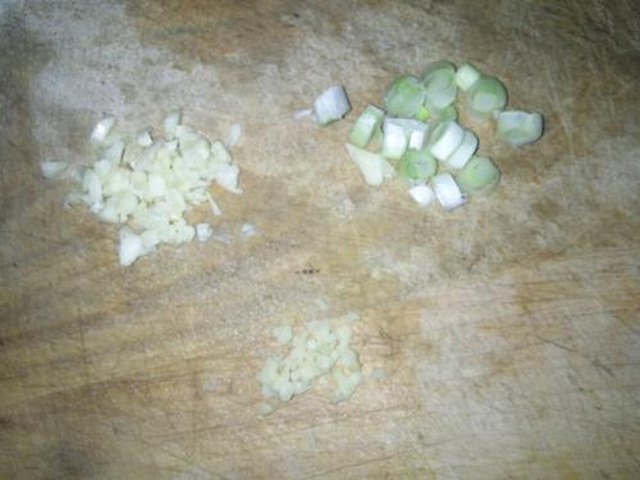 【青椒炒豆腐皮】步骤4