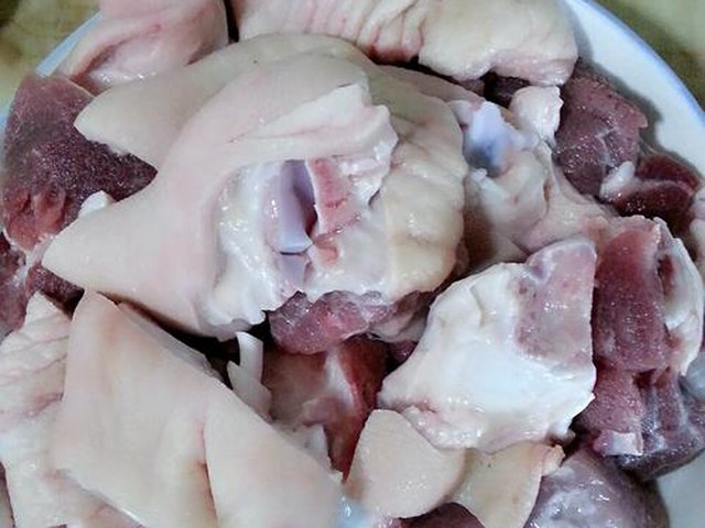 【红焖猪蹄】步骤1