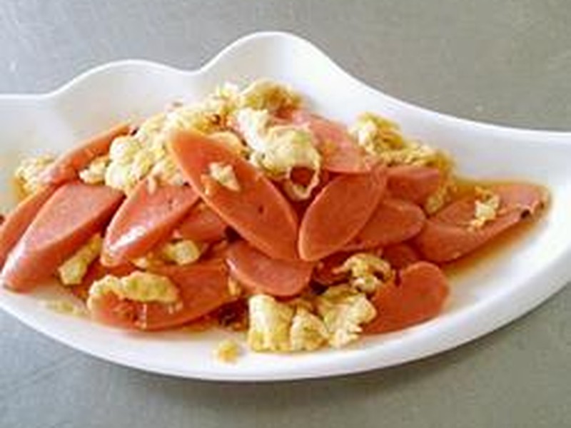 火腿肠炒鸡蛋