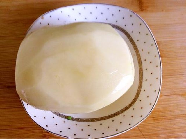 【过油肉土豆片】步骤2制作图解