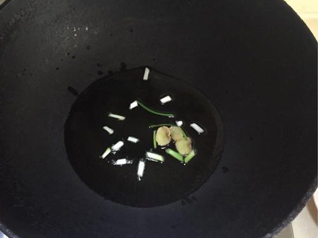 【芦笋滑虾】步骤4