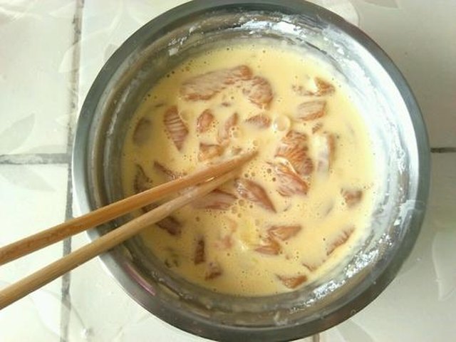【糖醋肉条（俗称糖醋里脊）】步骤4制作图解