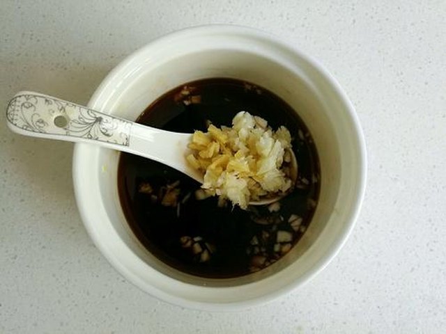 【酱汁杏鲍茹】步骤4制作图解
