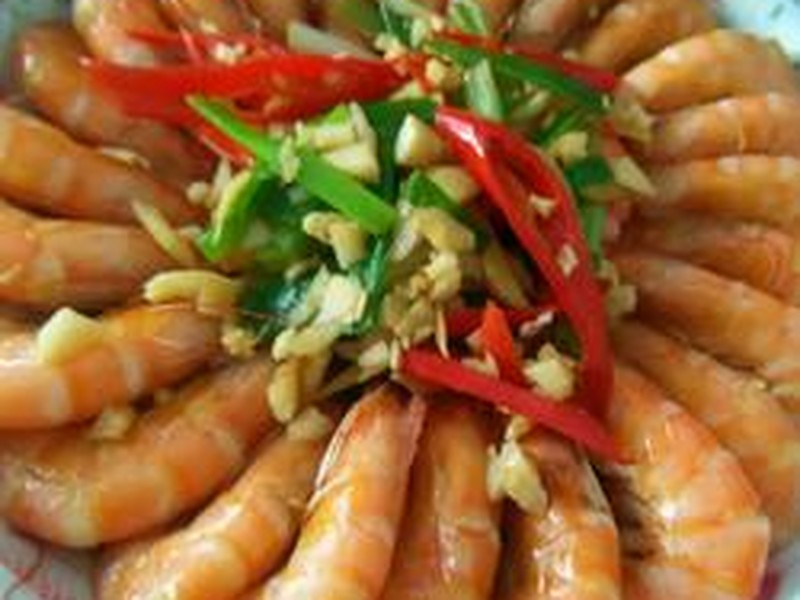 蒜香葱油基围虾