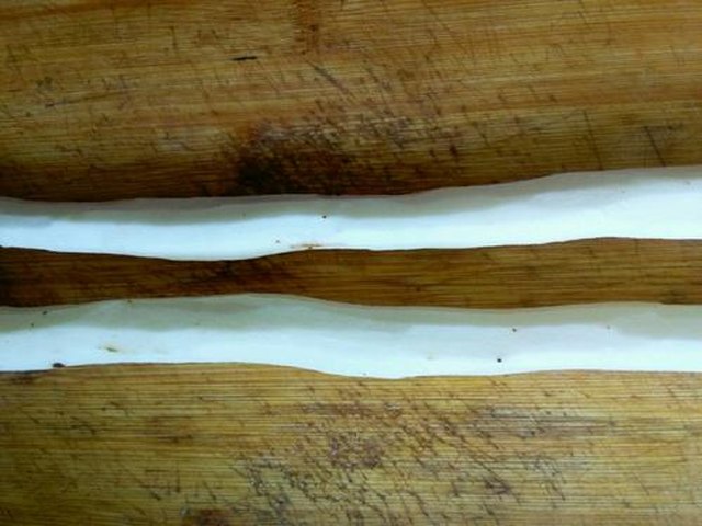 【拔丝铁棍山药】步骤1制作图解