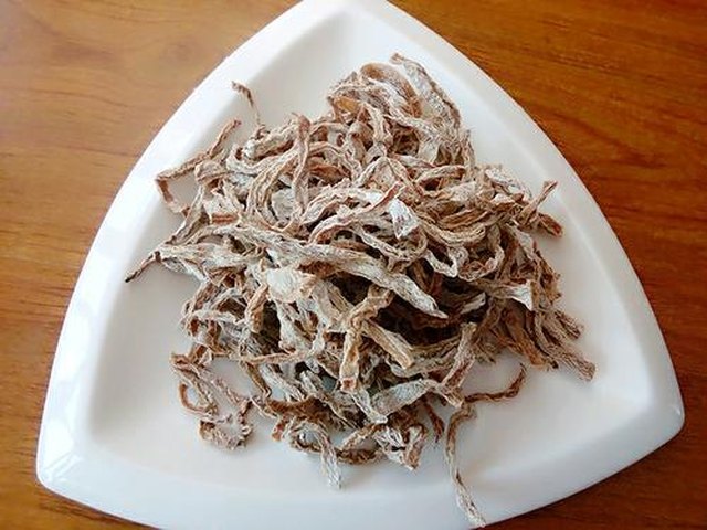 【肉炒萝卜干】步骤1制作图解