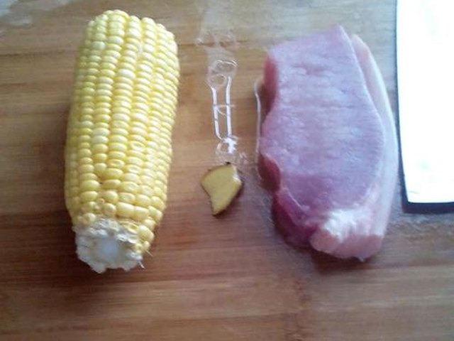 【碎肉玉米】步骤1制作图解