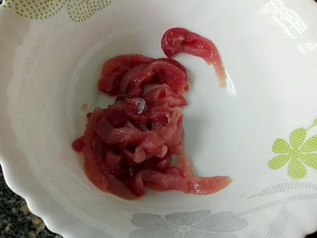 【菌菇豆腐瘦肉汤】步骤4