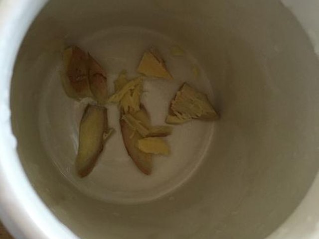 【老姜鸡汤】步骤2