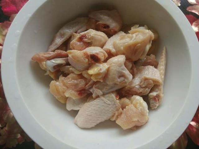 【土豆焖鸡】步骤1制作图解