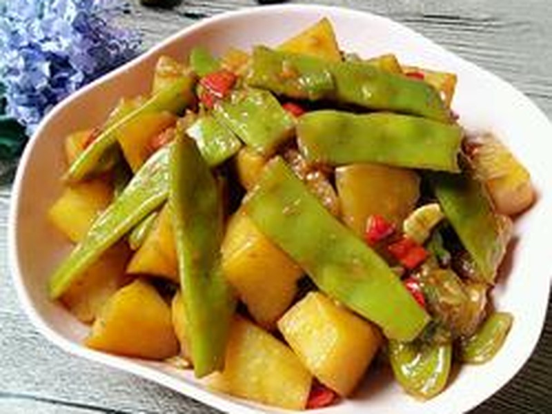土豆炖豆角