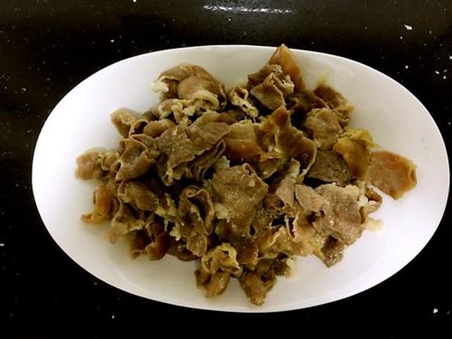 【圆葱炒牛肉片】步骤3