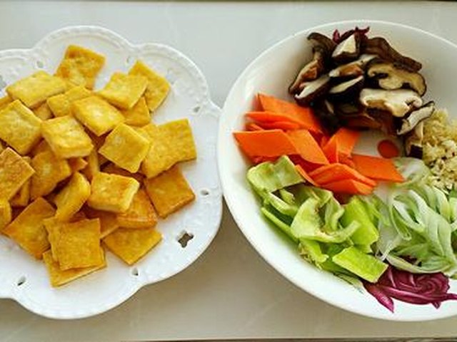 【家常溜豆腐】步骤1制作图解