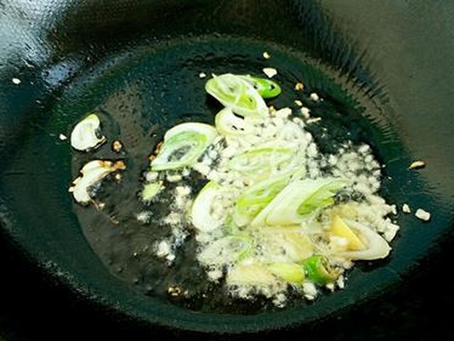 【家常溜豆腐】步骤3制作图解