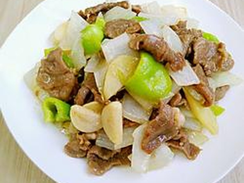爆炒羊肉