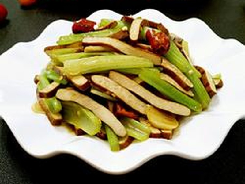 芹菜炒香干