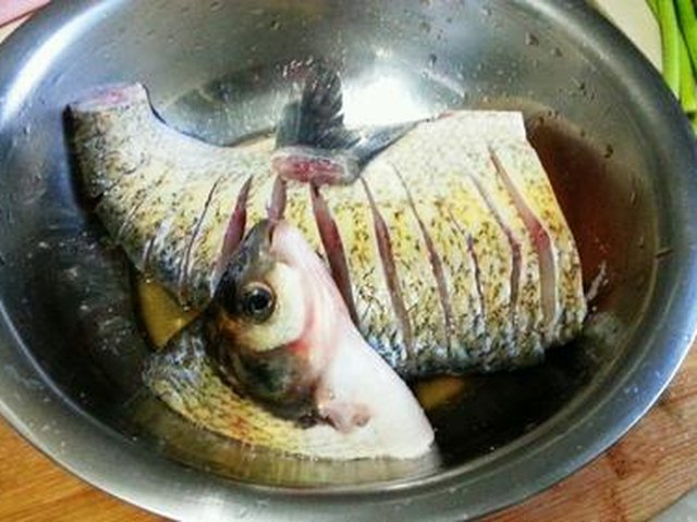 【剁椒鱼】步骤3