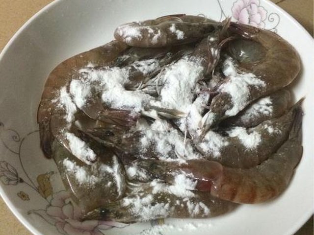 【椒盐虾】步骤3