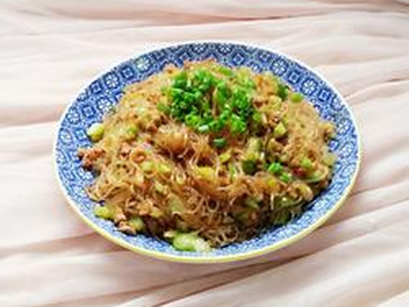 蚂蚁上树