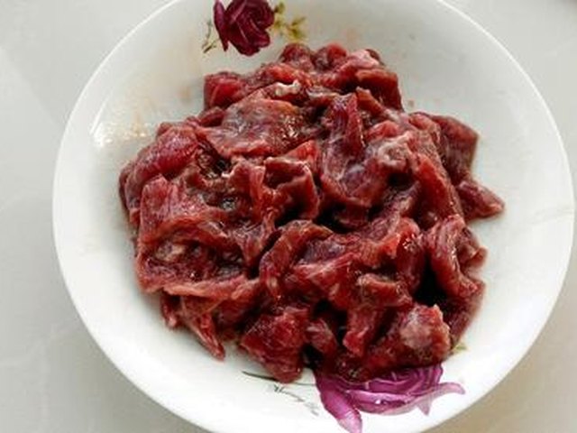【蚝油牛肉】步骤2制作图解